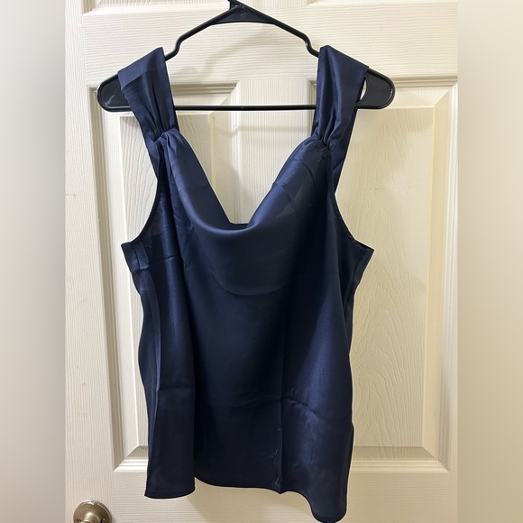 NWT Banana Republic Silky Cowl Neck Tank - Picture 4 of 6
